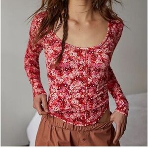 NWOT Free people floral long sleeve scoop neck